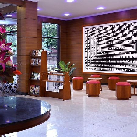 Multazam Hotel Solo Dış mekan fotoğraf