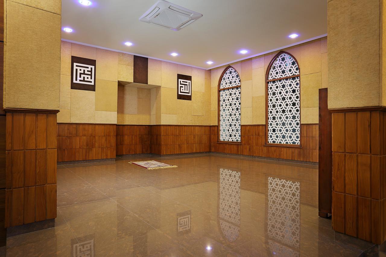Multazam Hotel Solo Dış mekan fotoğraf